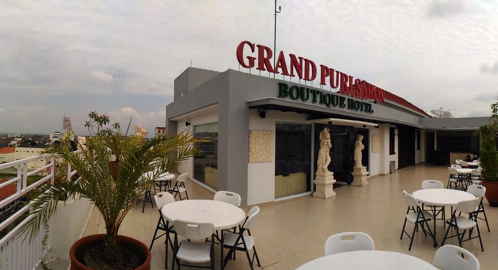 Отель Grand Puri Saron Джокьякарта Экстерьер фото